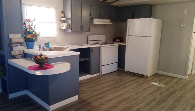 Building Photo - 777 E Yerby St