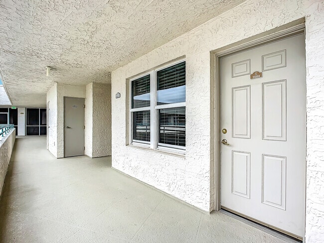 Building Photo - 2055 S Atlantic Ave