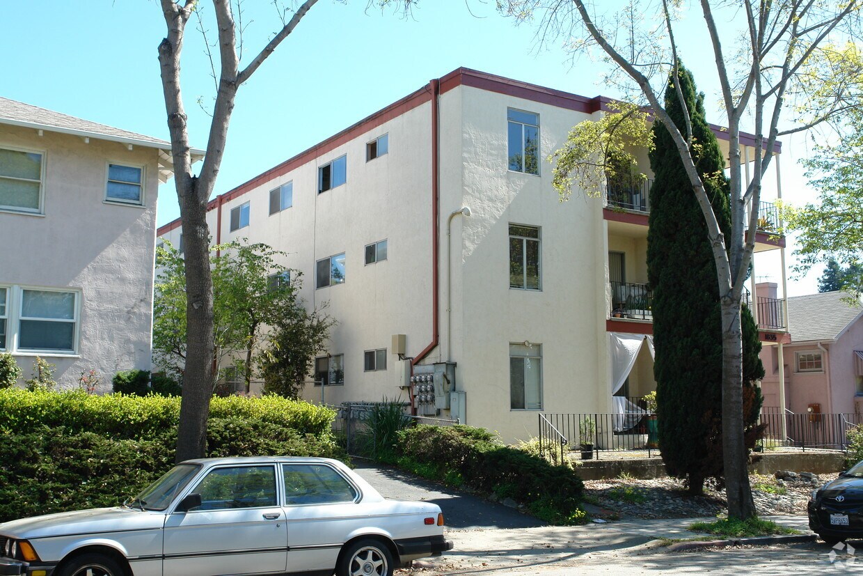 Foto del edificio - 1635 Martin Luther King Jr Way