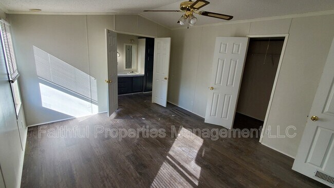 Foto del edificio - 6397 County Rd 210
