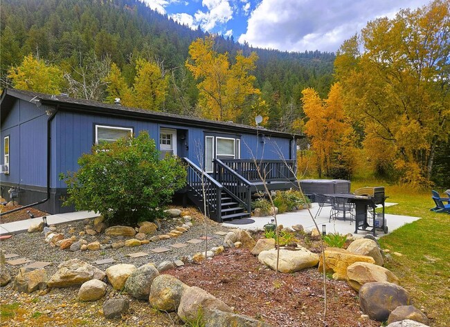 Foto del edificio - Clear Creek Escape: Private Half-Acre Moun...