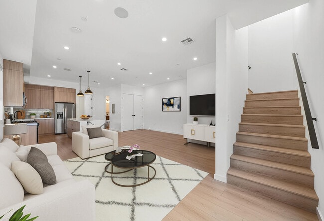 Foto del edificio - 13843 Burbank Blvd