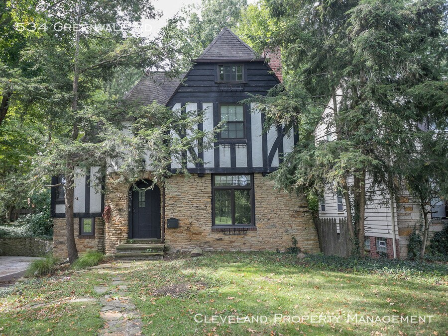 Primary Photo - 534 Greenvale Rd