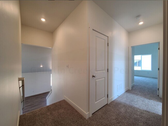 Foto del edificio - 4 Bedroom 3 Bathroom Single Family Home