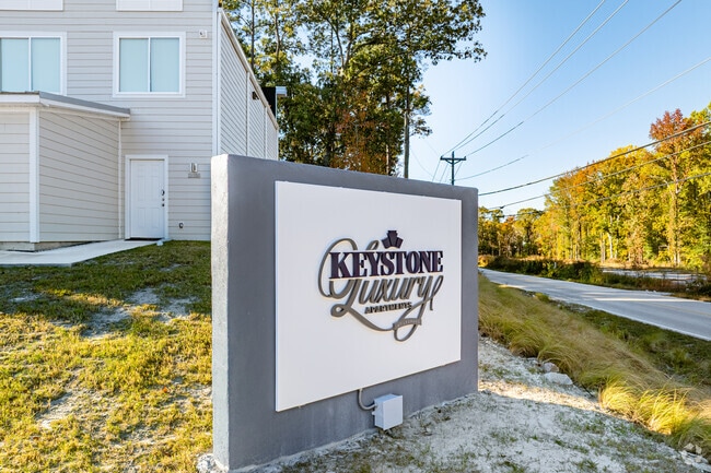 Señalización - Keystone Luxury Apartments