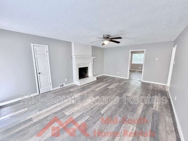 Building Photo - 512 McElroy Rd