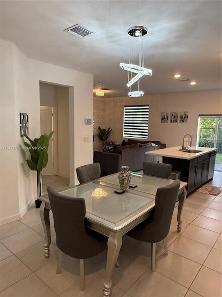 Foto del edificio - 818 SE 19th St