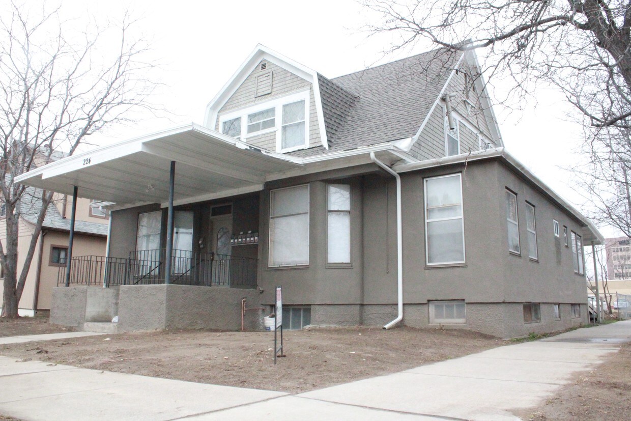 Building Photo - 224 N 24th St
