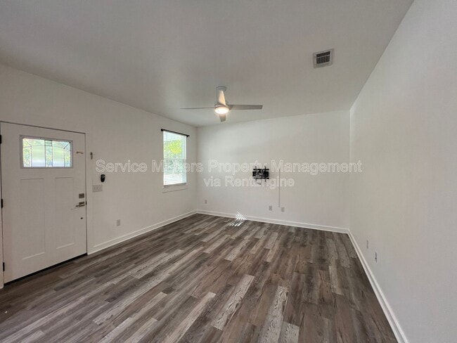 Building Photo - 6150 Franklin St