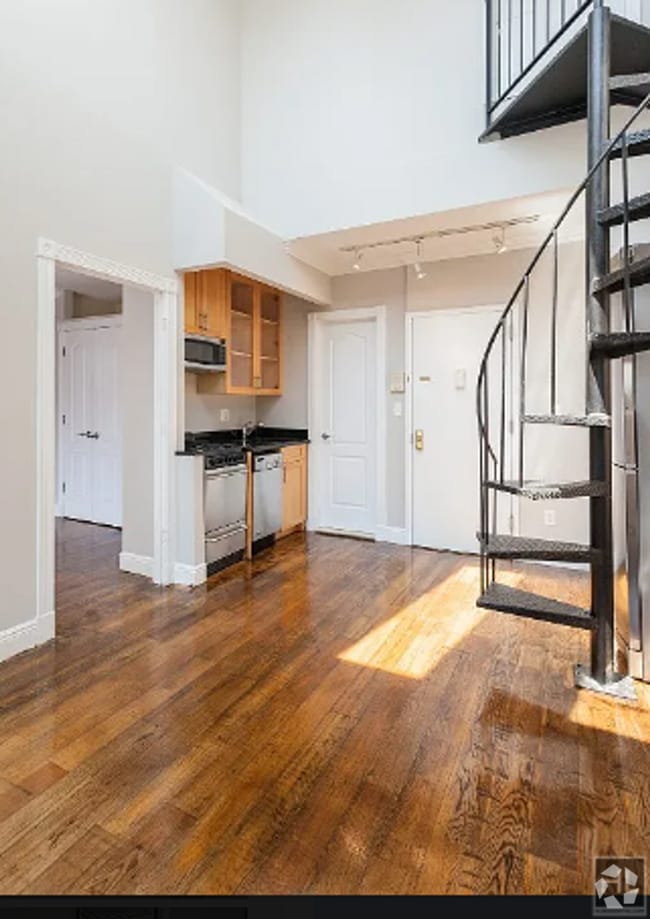 Building Photo - SUNNY West 21st Street True 1 Bedroom