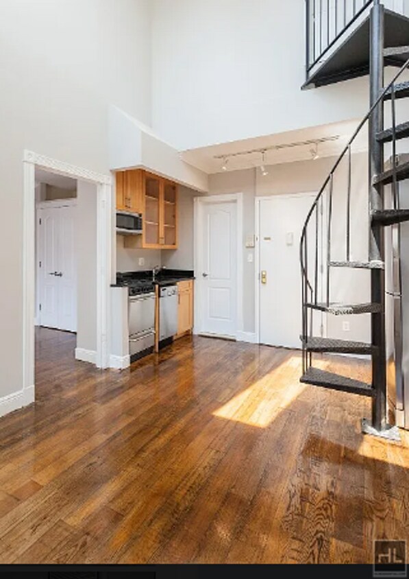 Primary Photo - SUNNY West 21st Street True 1 Bedroom
