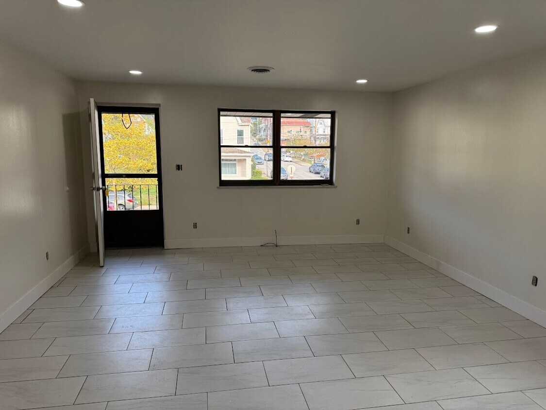 Foto principal - 1748 Jancey St