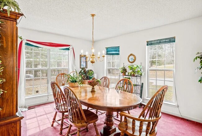 Foto del edificio - 2935 Pruitt Rd