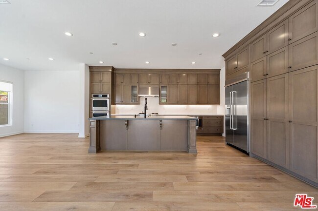 Foto del edificio - 20705 Butternut Cir