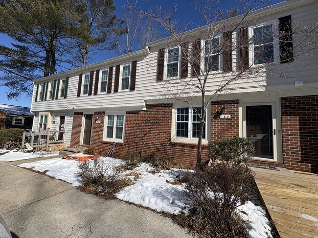 Building Photo - 1410 Ashbourne Dr