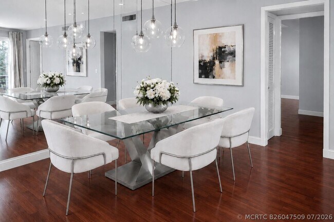 Foto del edificio - 3050 N Palm Aire Dr