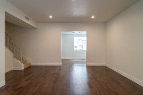 Foto del edificio - 1737 Colby Ave