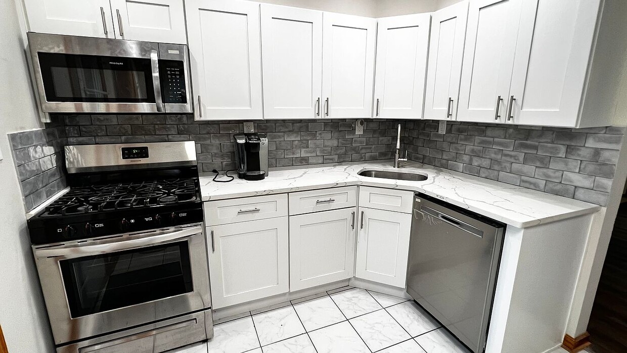 Primary Photo - 16 Dobson Rd