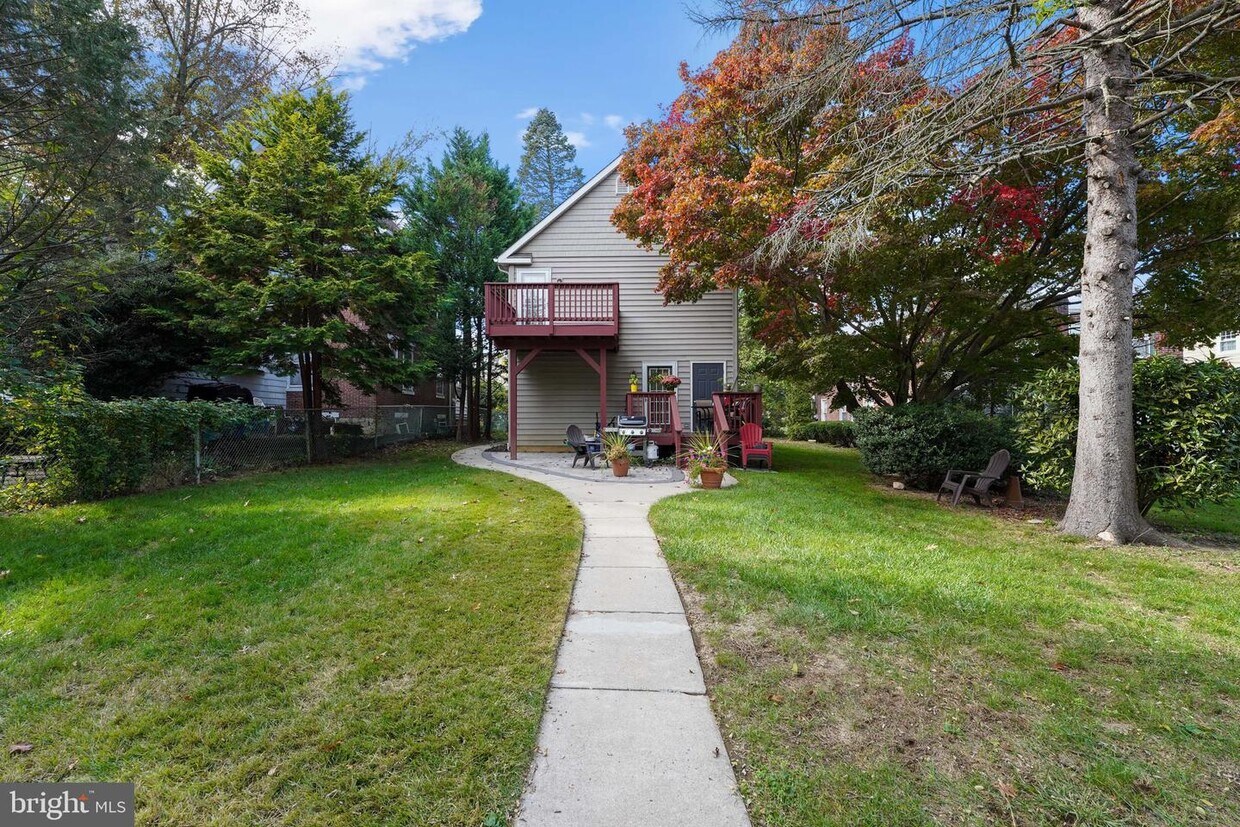 413 N Orange St Unit B, Media, PA 19063 Room for Rent in Media, PA