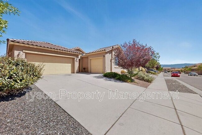 Building Photo - 8727 Placitas Roca Rd