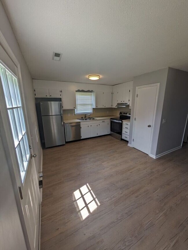 Foto del edificio - 2BD/1BA Unit in Conover