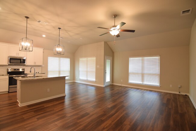 Building Photo - 3973 Aransas Dr