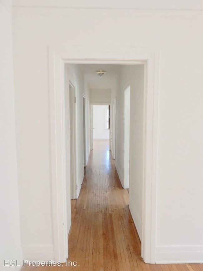 Foto del edificio - 6125 1/2 Afton Pl
