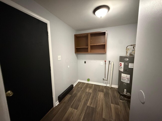 Building Photo - 1935 Chickasaw Dr