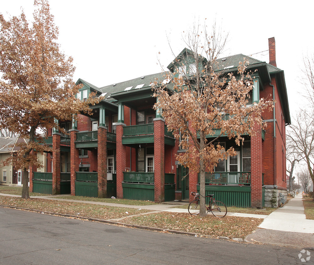 Foto principal - 732 Marshall Ave