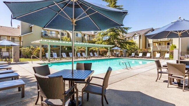 Pool - z-042926-Citizen & Oake Apartments