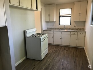 Building Photo - 3055 Spencer Ave