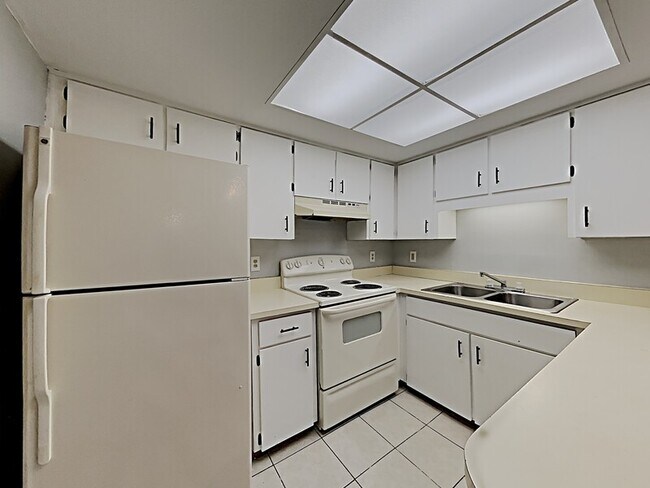 Foto del edificio - 31 Windtree Ln