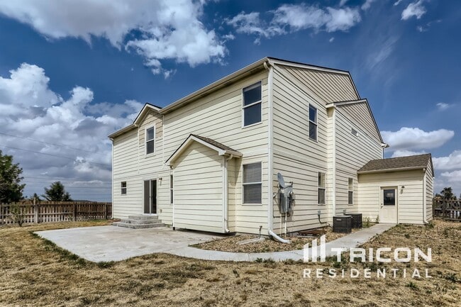 Building Photo - 10191 Altura St