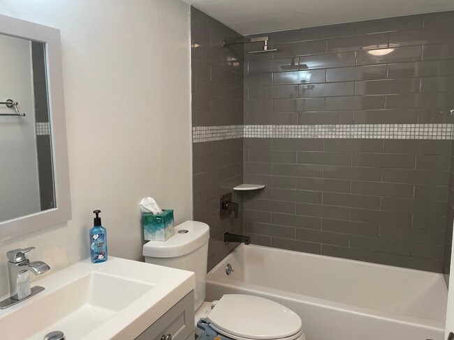 Foto del edificio - 13200 W Heiden Cir