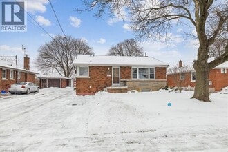 Building Photo - 177 Allenby Ave