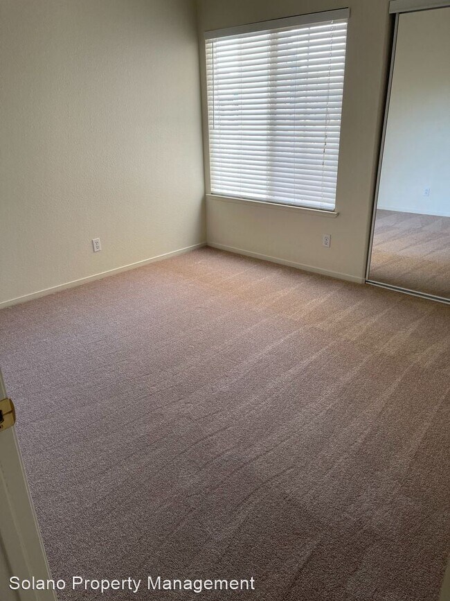 Building Photo - 4 br, 2 bath House - 601 Dynasty Dr