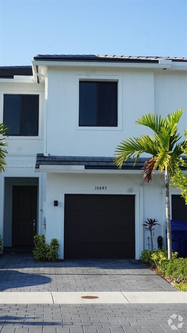 Silver Palm Lake Low Apartments for Rent Miami, FL 1 Rentals