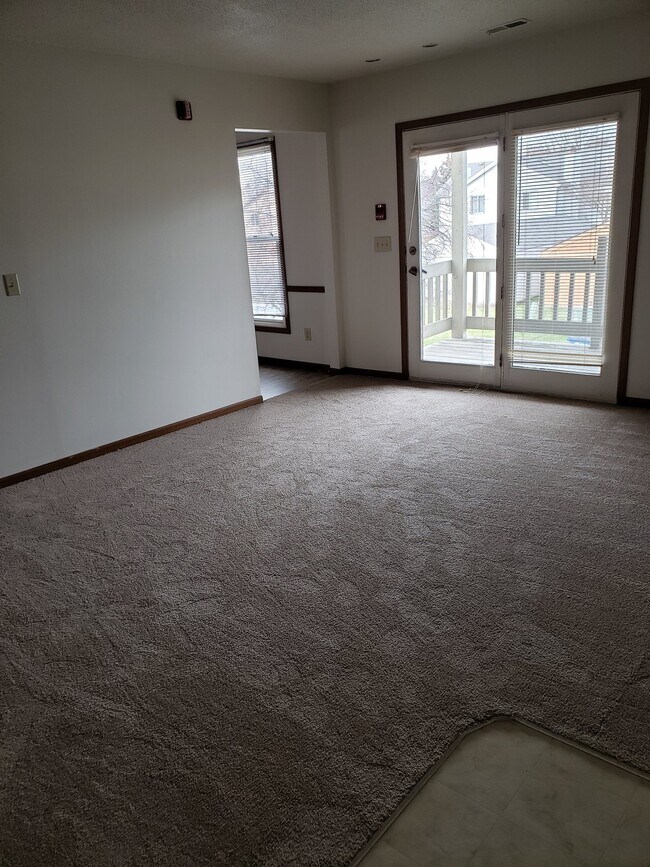 Foto del edificio - 5742 Ryewyck Dr