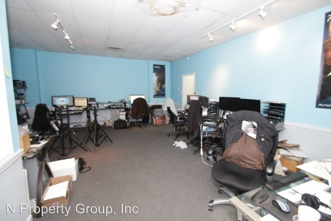 Building Photo - Studio, 2 bath  - 459-471 Old York Road XXXXX