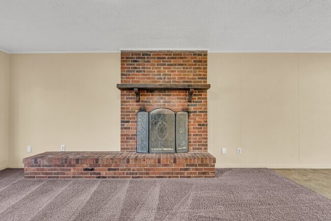 Foto del edificio - 341 Miller Ave