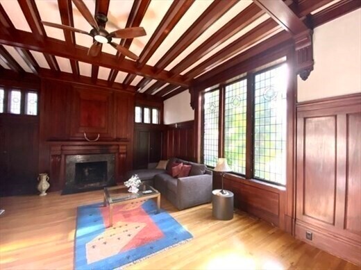 Building Photo - 378 Marlborough St