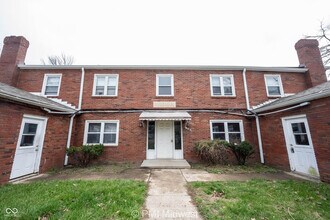 Building Photo - 3725 N Sherman Dr