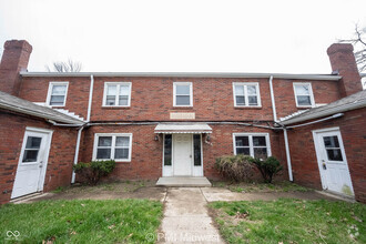 Building Photo - 3725 N Sherman Dr