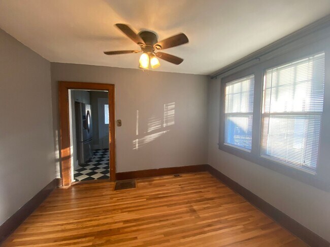 Foto del edificio - 1003 N 16th St