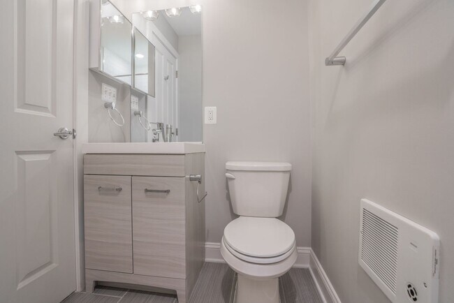 Foto del edificio - 310 E Lanvale St