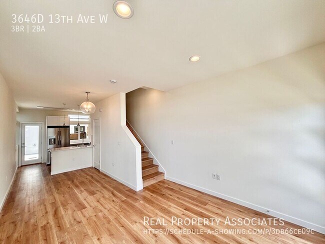 Foto del edificio - 3646D 13th Ave W-