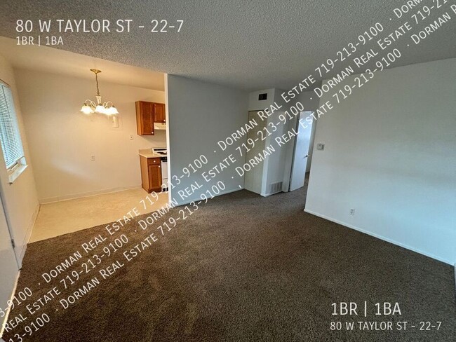 Foto del edificio - 80 W Taylor St