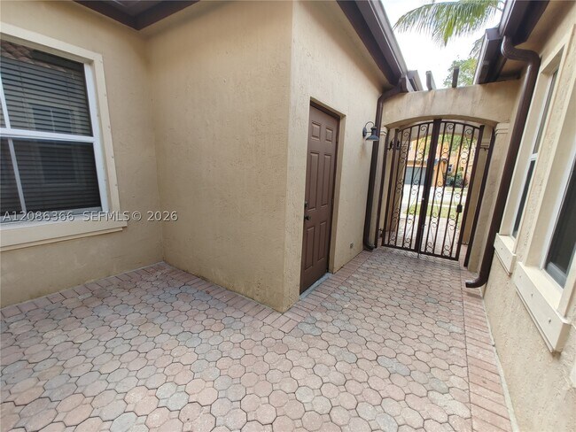 Building Photo - 15243 SW 28th Terrace