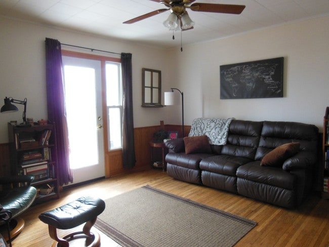 Building Photo - 509 Duplex