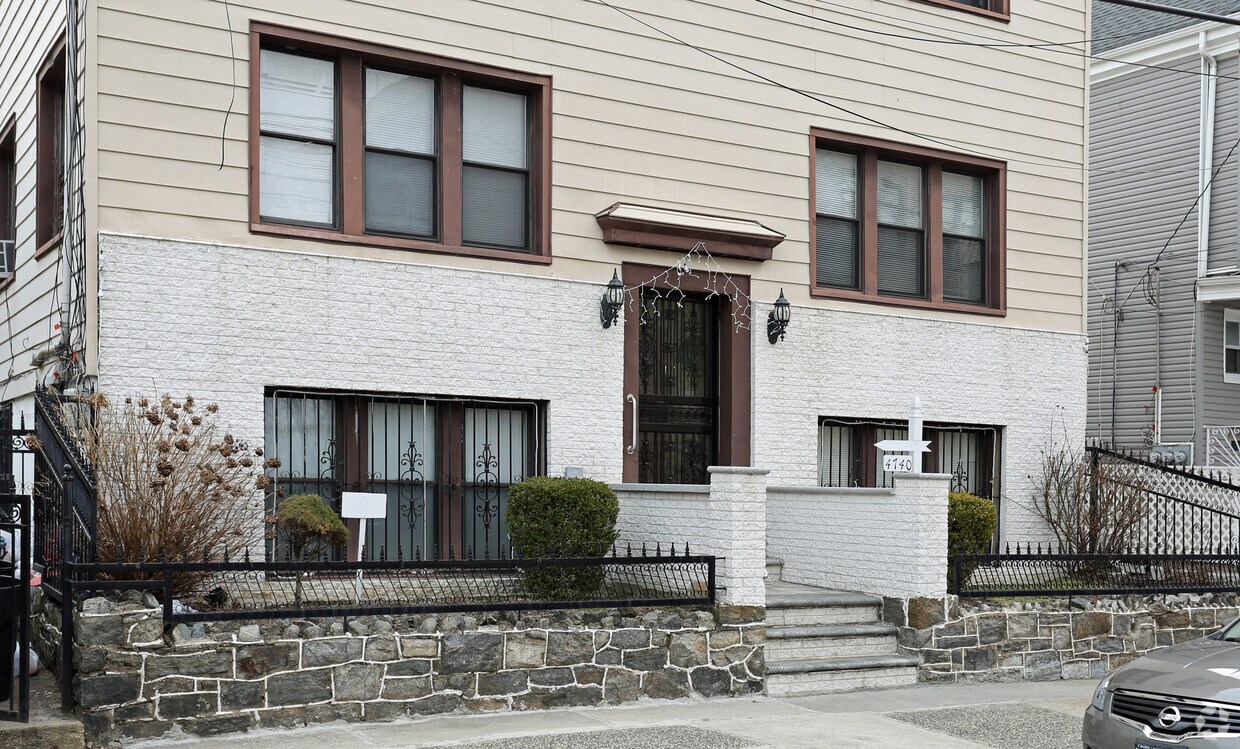 Building Photo - 4740 Matilda